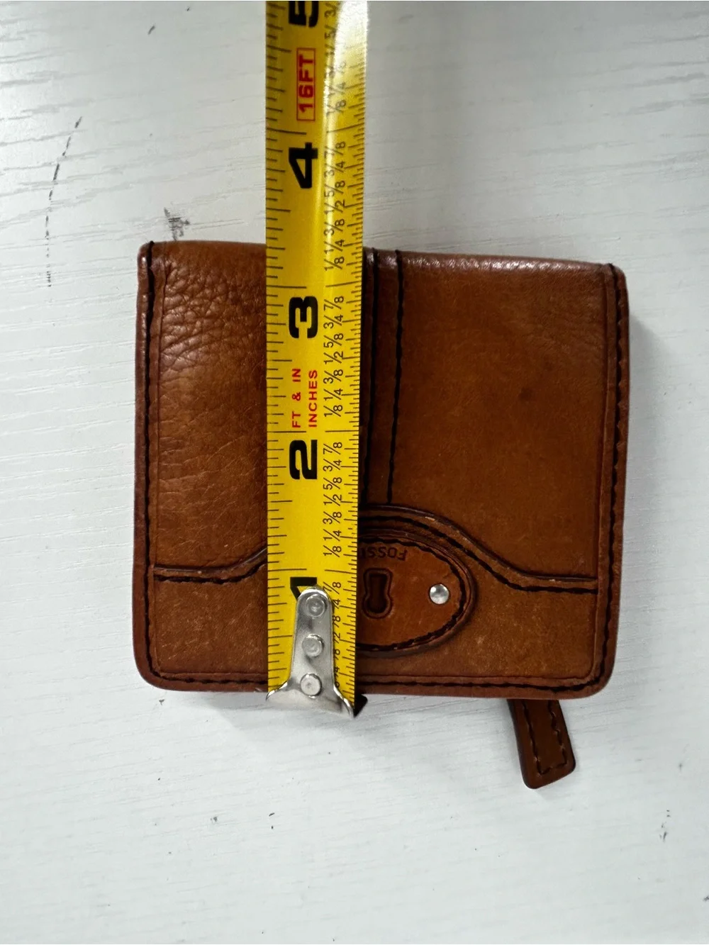 Fossil Mini Light Brown Leather Wallets Keyhole Bi-Fold Cards Cash holder case